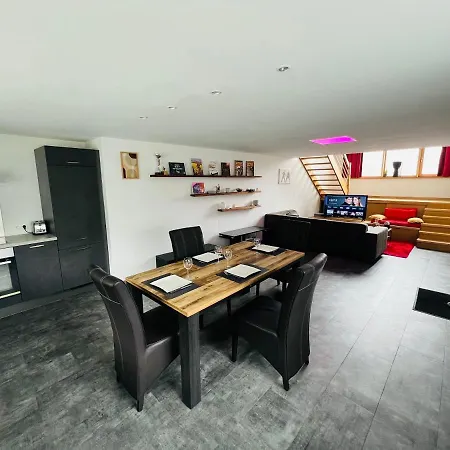 Capstay Villa La Louvière