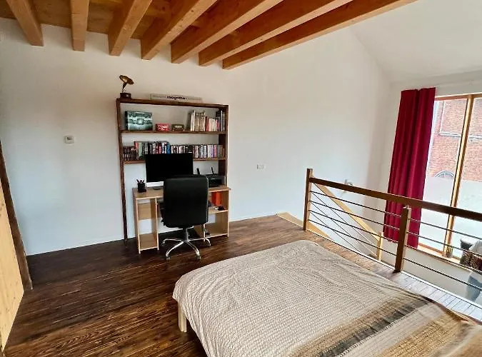 Capstay * La Louvière