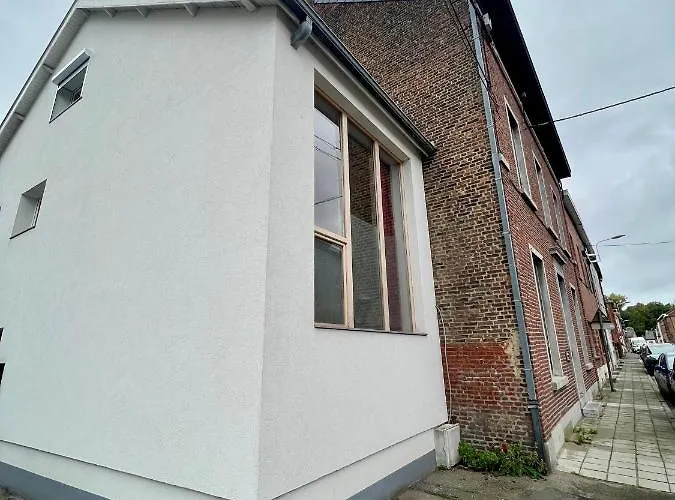 Willa Capstay La Louvière